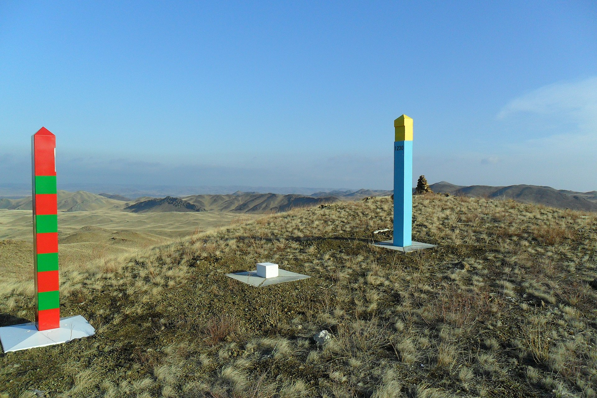 пограничный столб казахстана